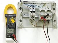 АТК-2103 Клещи токовые - Измерение переменного напряжения